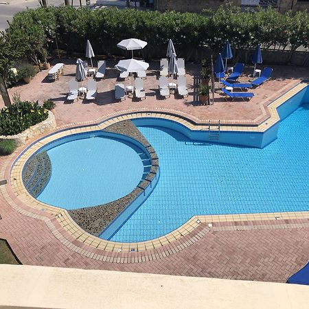 Lefka Apartments Parigoria Екстериор снимка