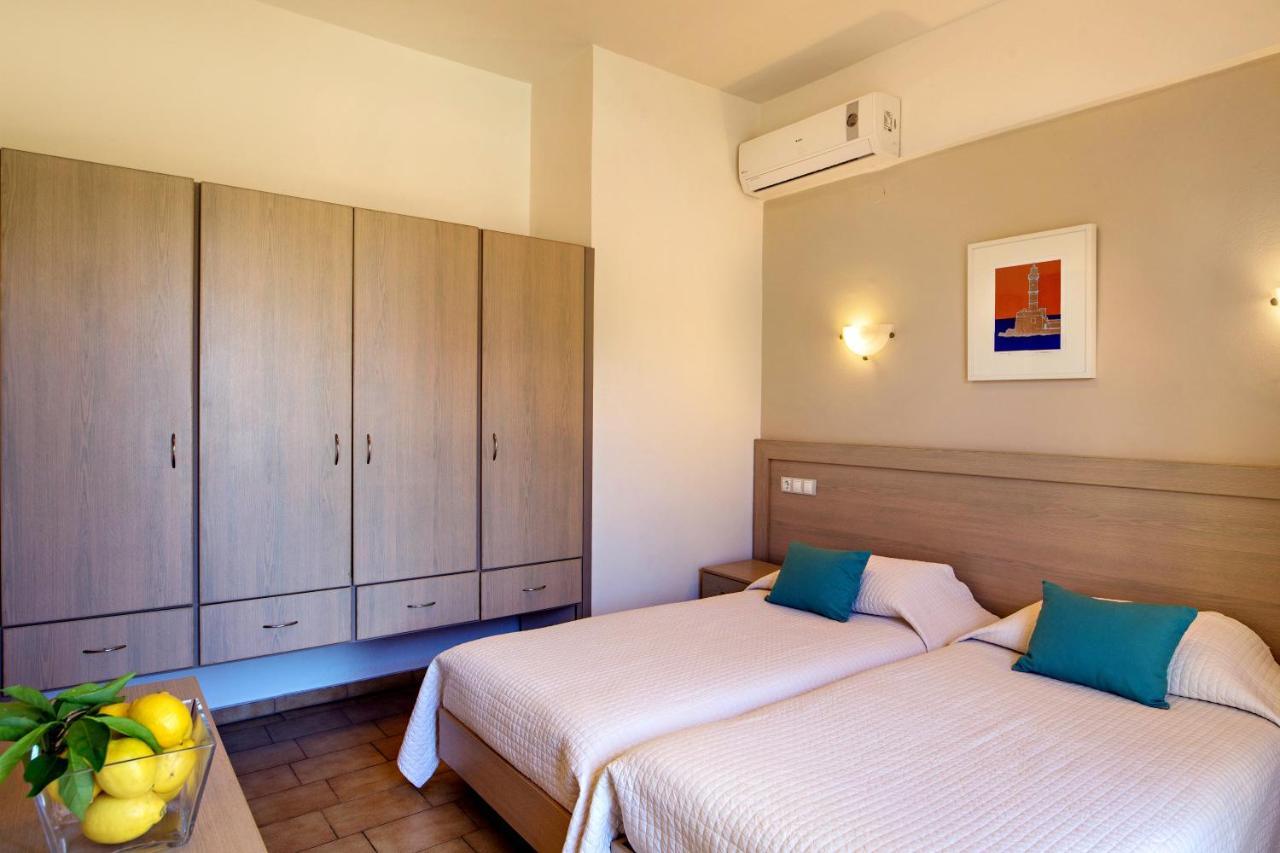 Lefka Apartments Parigoria Екстериор снимка