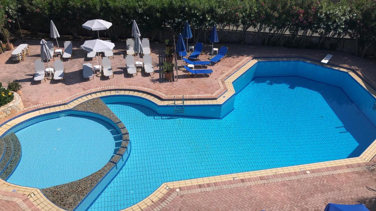 Lefka Apartments Parigoria Екстериор снимка