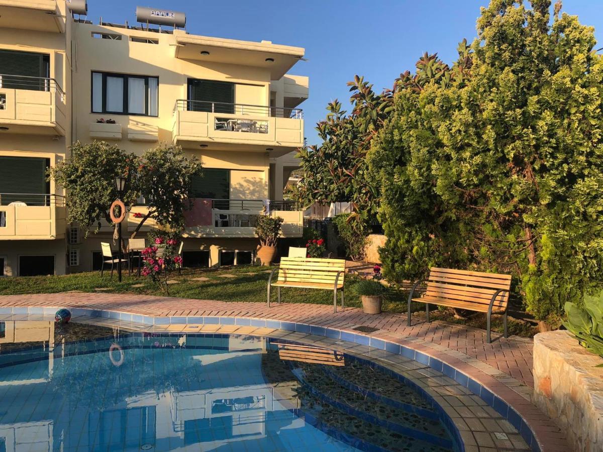 Lefka Apartments Parigoria Екстериор снимка