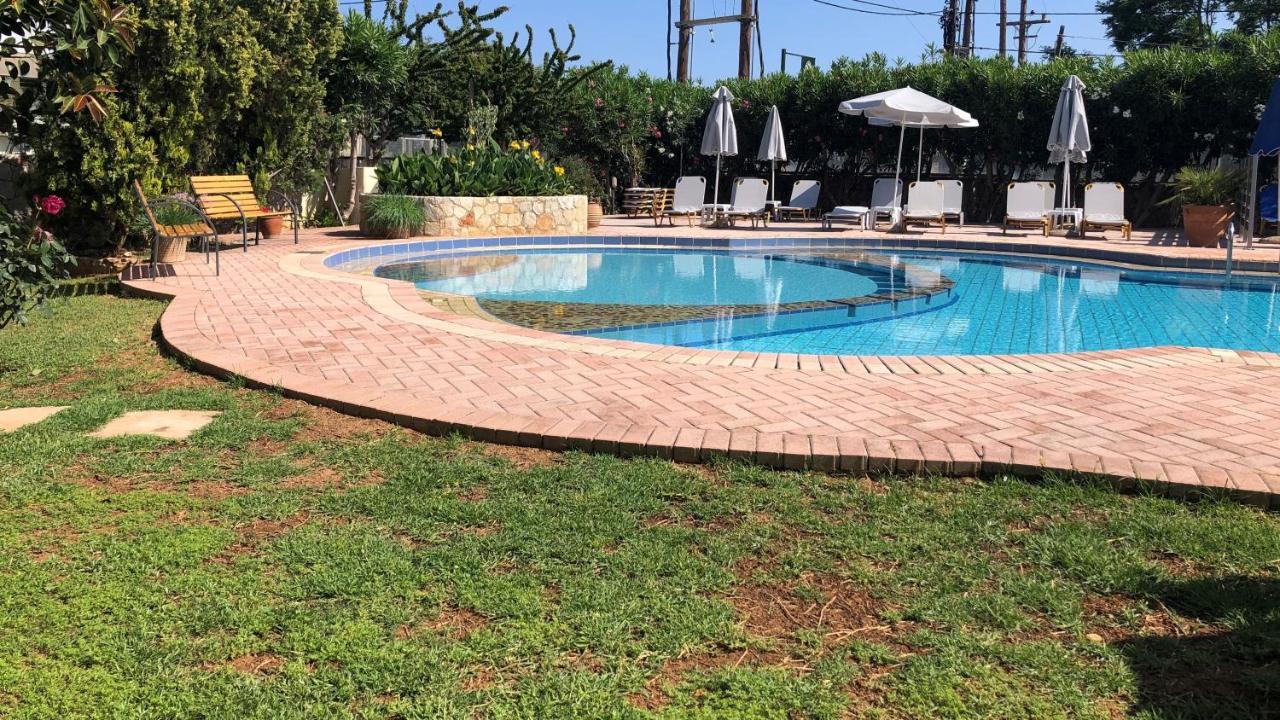 Lefka Apartments Parigoria Екстериор снимка