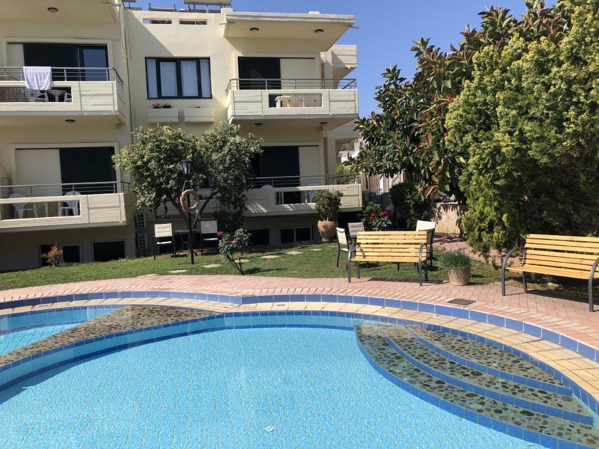 Lefka Apartments Parigoria Екстериор снимка