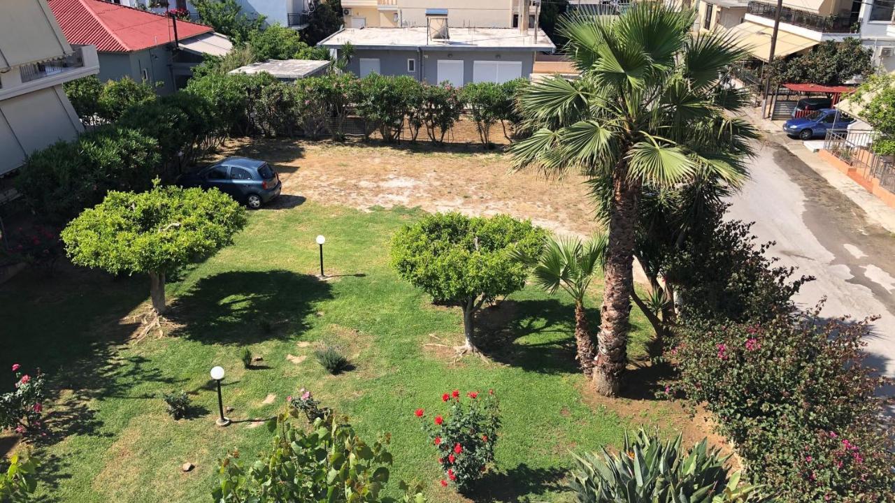Lefka Apartments Parigoria Екстериор снимка