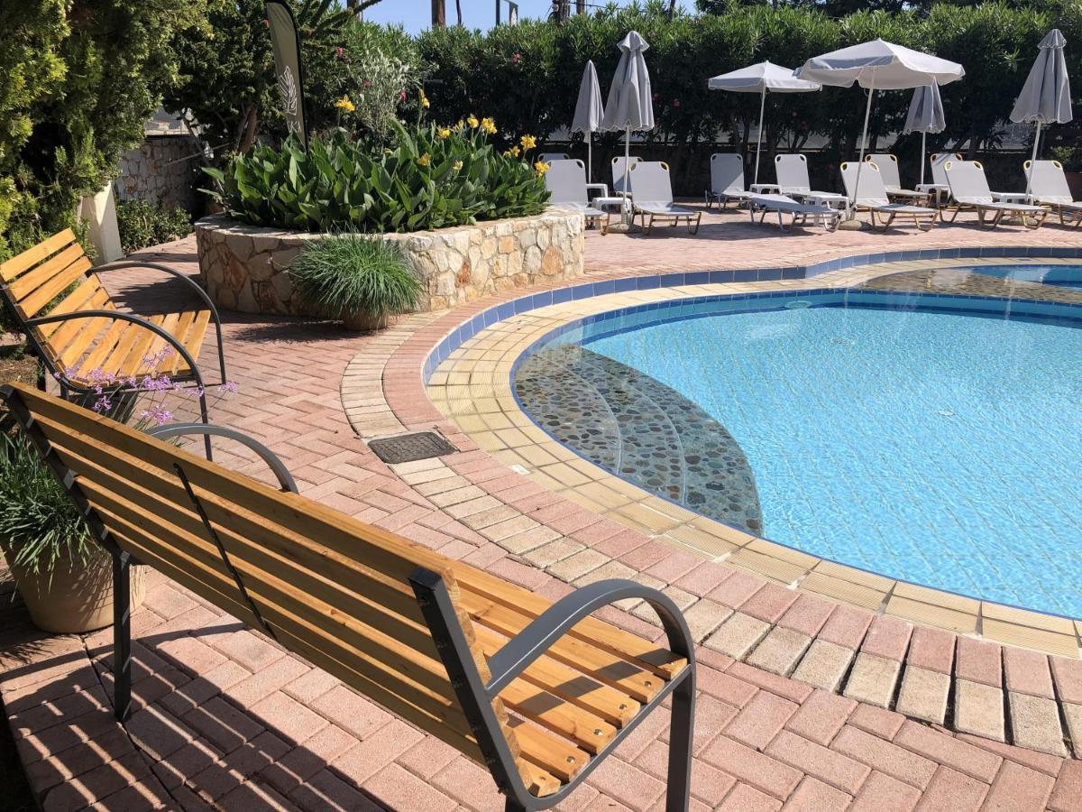 Lefka Apartments Parigoria Екстериор снимка