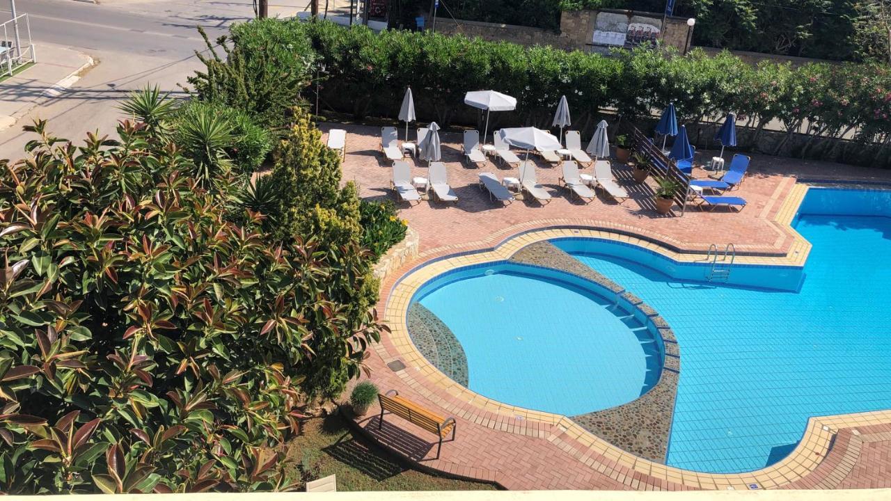 Lefka Apartments Parigoria Екстериор снимка