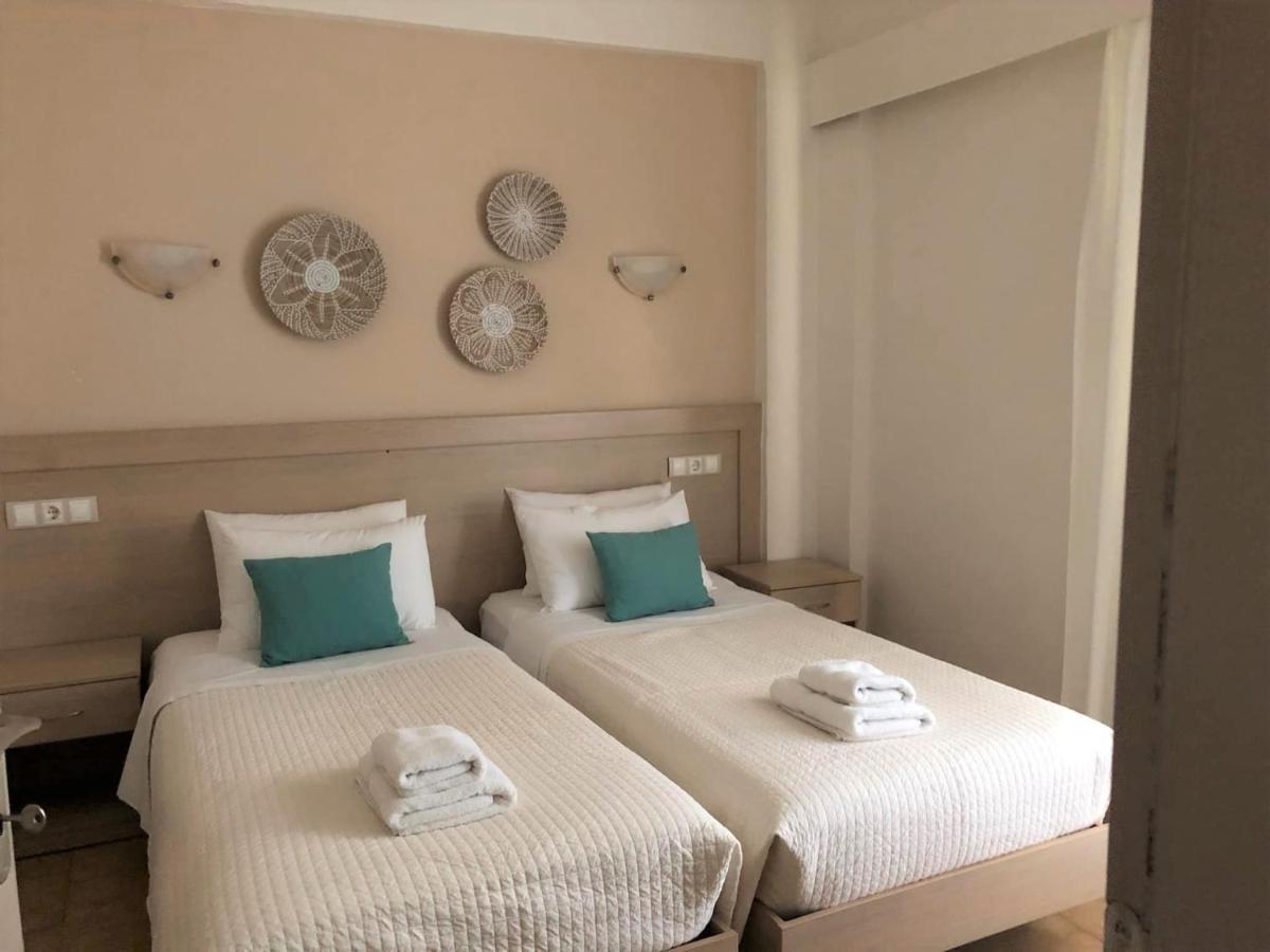 Lefka Apartments Parigoria Екстериор снимка